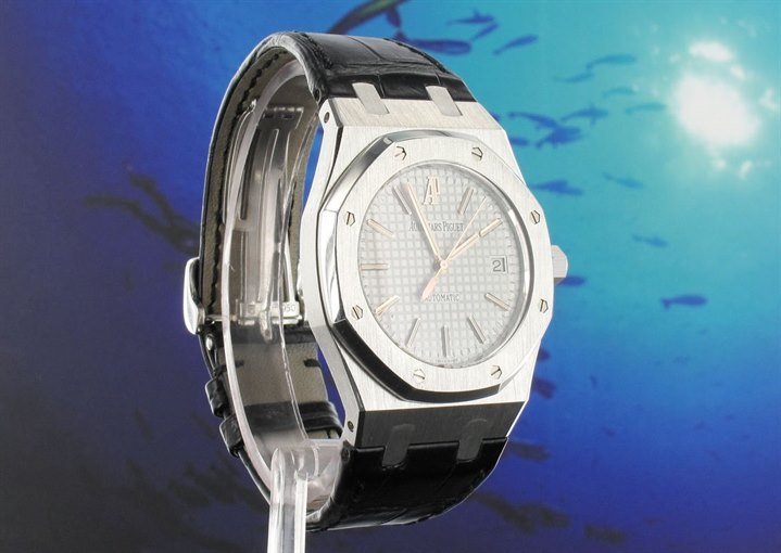 Watch Guru - Audemars Piguet - Royal Oak 10 Ans AP Italia