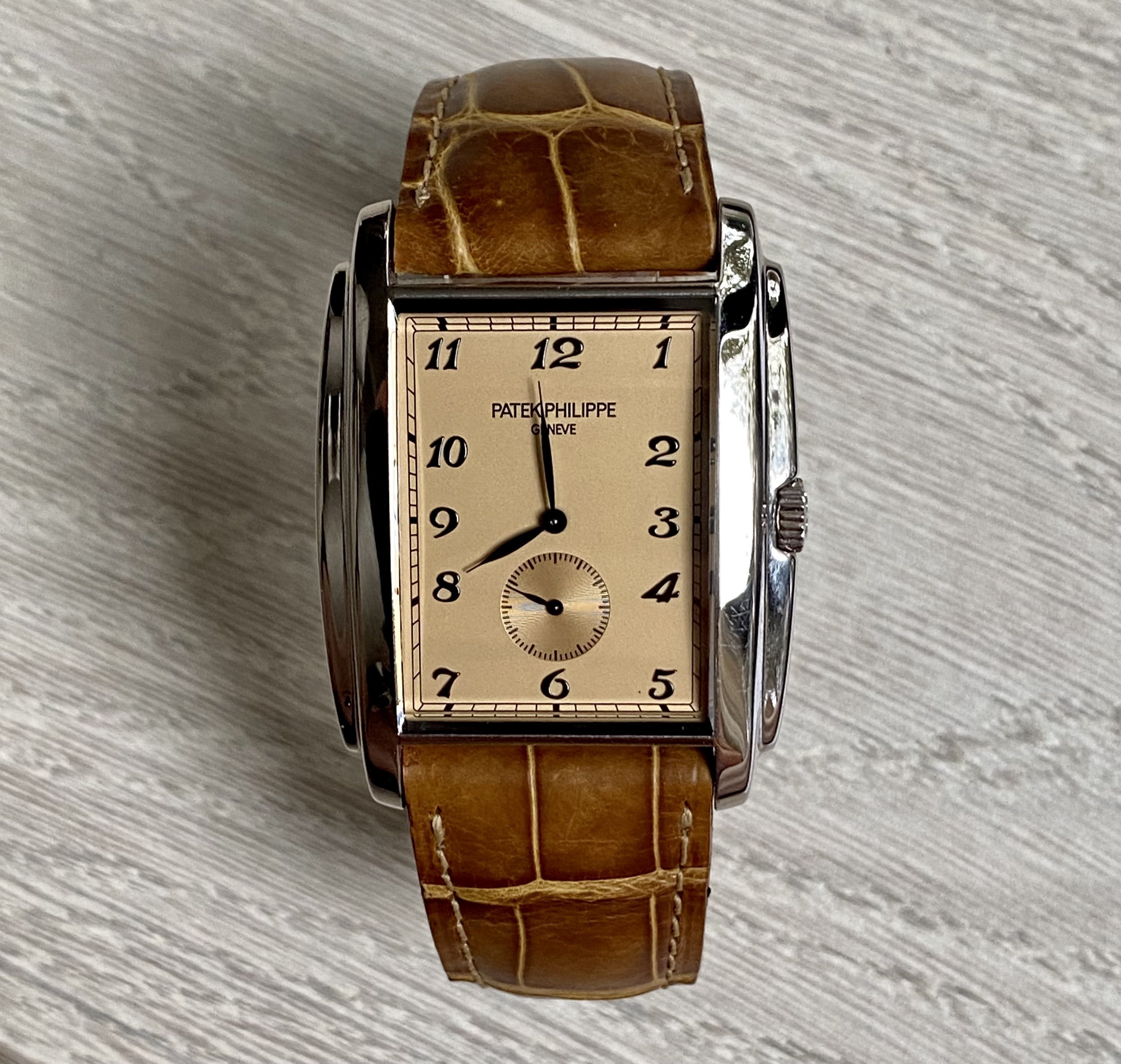 Watch Guru - Watch Fiend - Patek Philippe - Gondolo Ref: 5124G-001