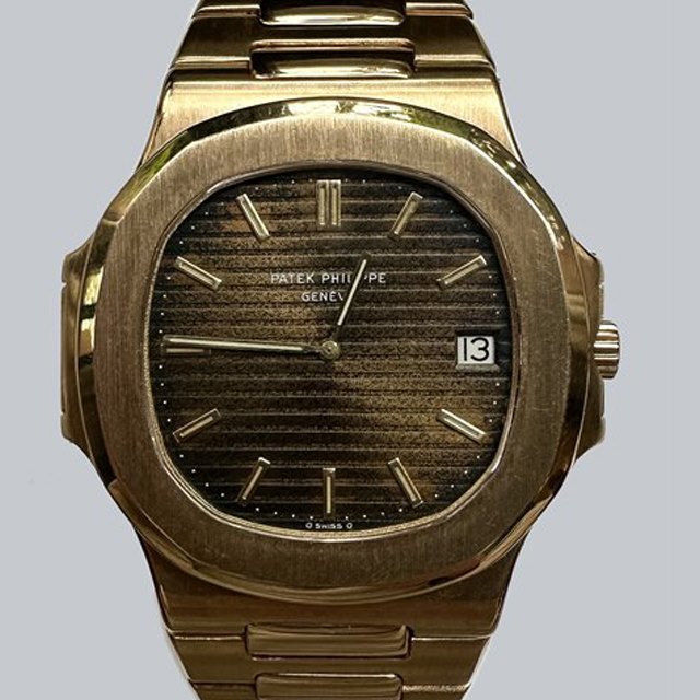 Patek Philippe Nautilus Jumbo Ref: 3700J